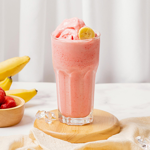 Yogurt banana strawberry